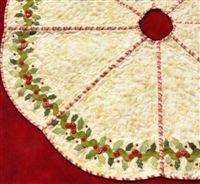 Holly & Berries Tree Skirt Quilt Pattern by Shabby Fabrics